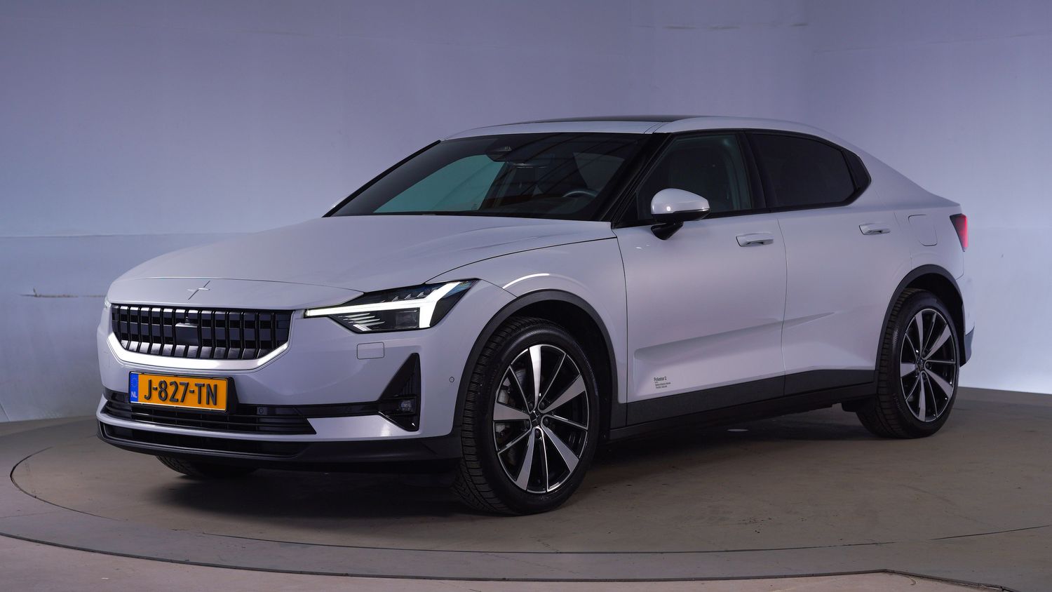 Polestar 2 Hatchback 2020 J-827-TN 1