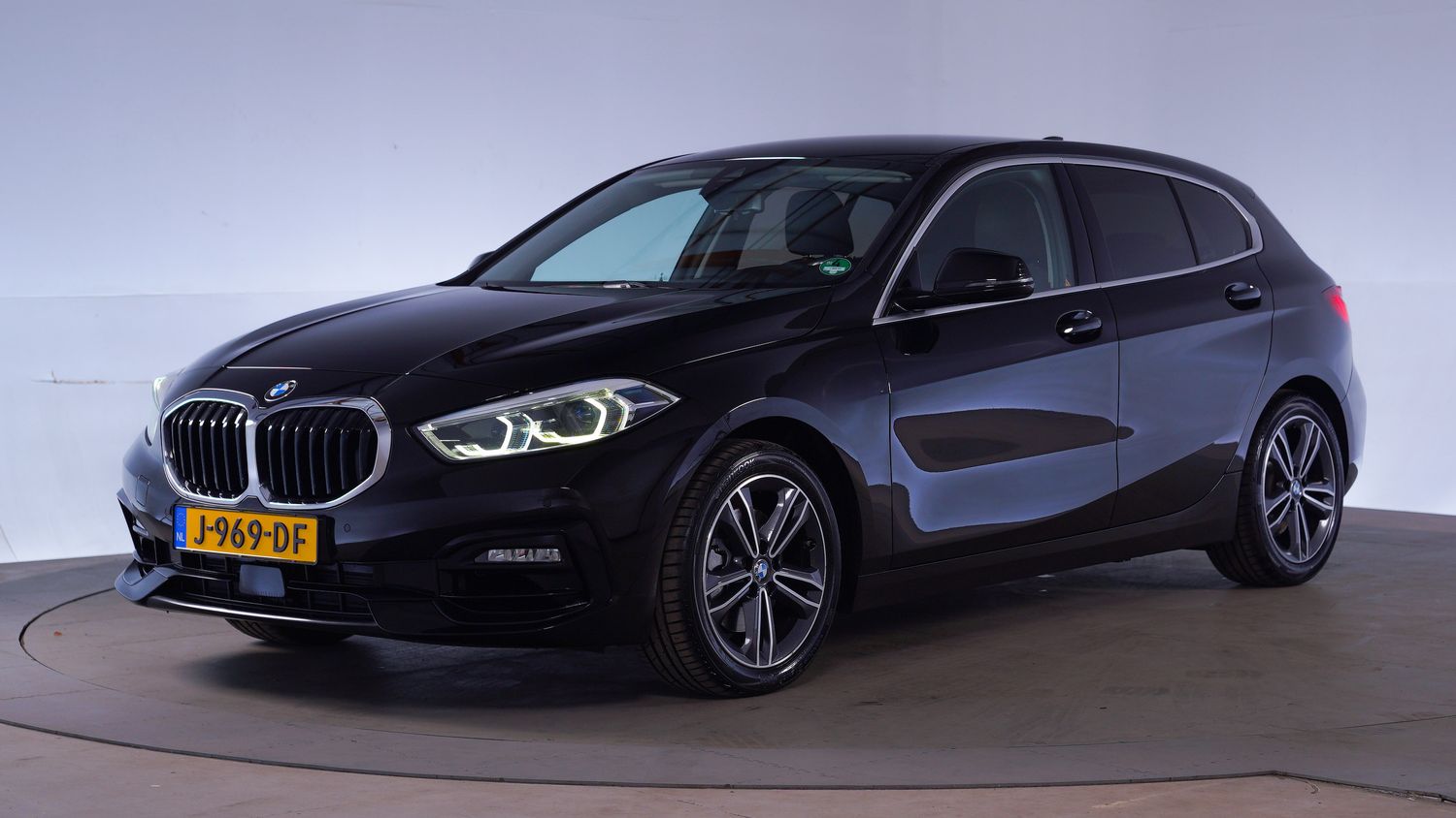 BMW 1-serie Hatchback 2020 J-969-DF 1