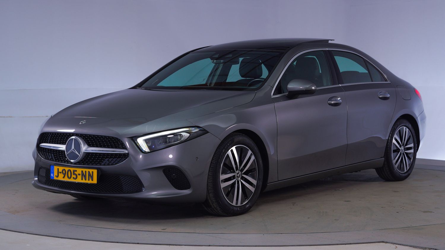 Mercedes-Benz A-klasse Sedan 2020 J-905-NN 1