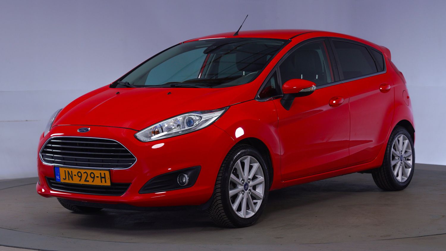 Ford Fiesta Hatchback 2016 JN-929-H 1