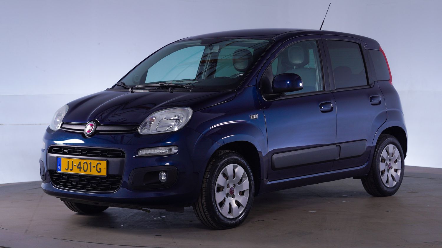 Fiat Panda Hatchback 2016 JJ-401-G 1
