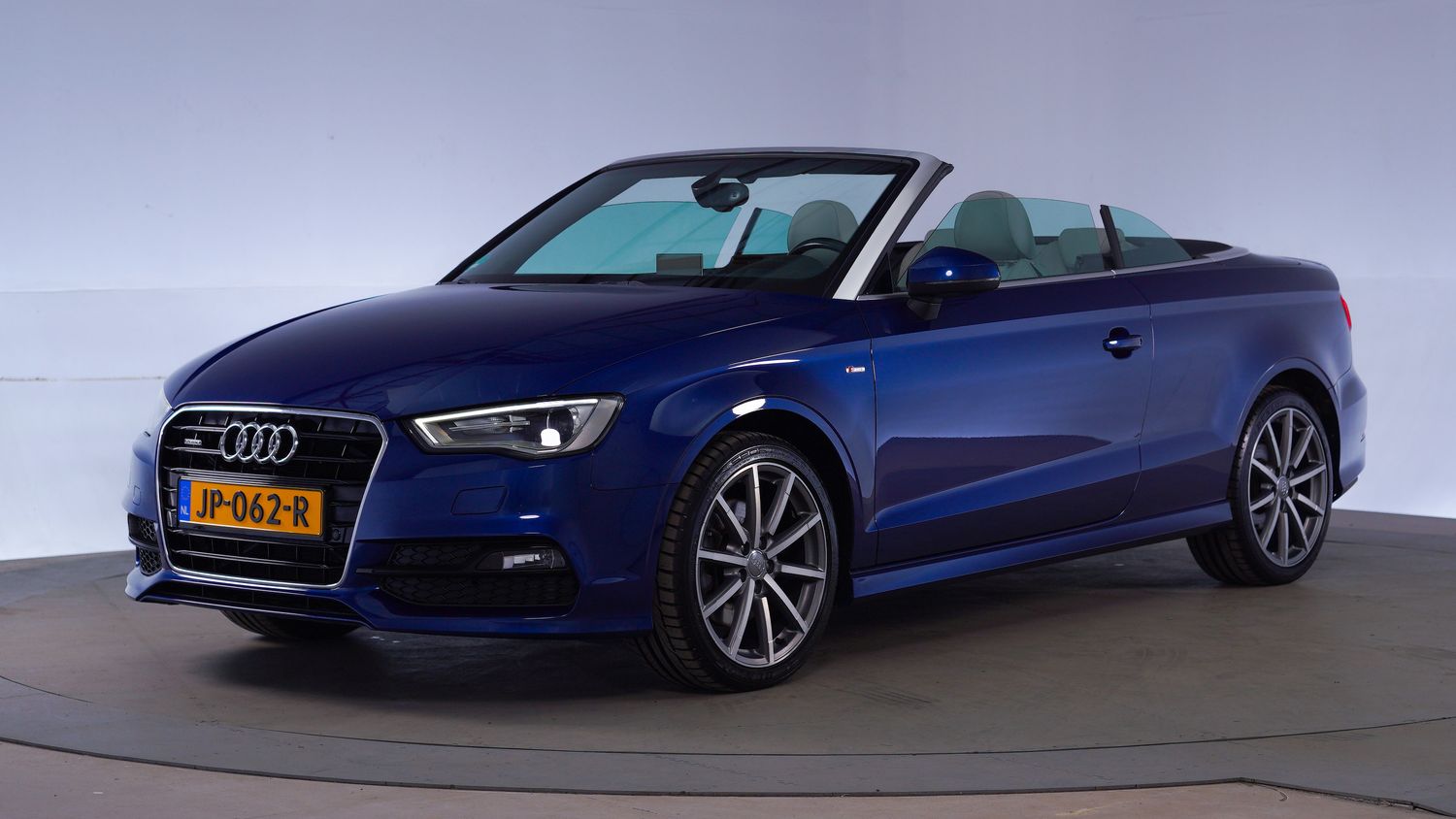 Audi A3 Cabriolet 2015 JP-062-R 1