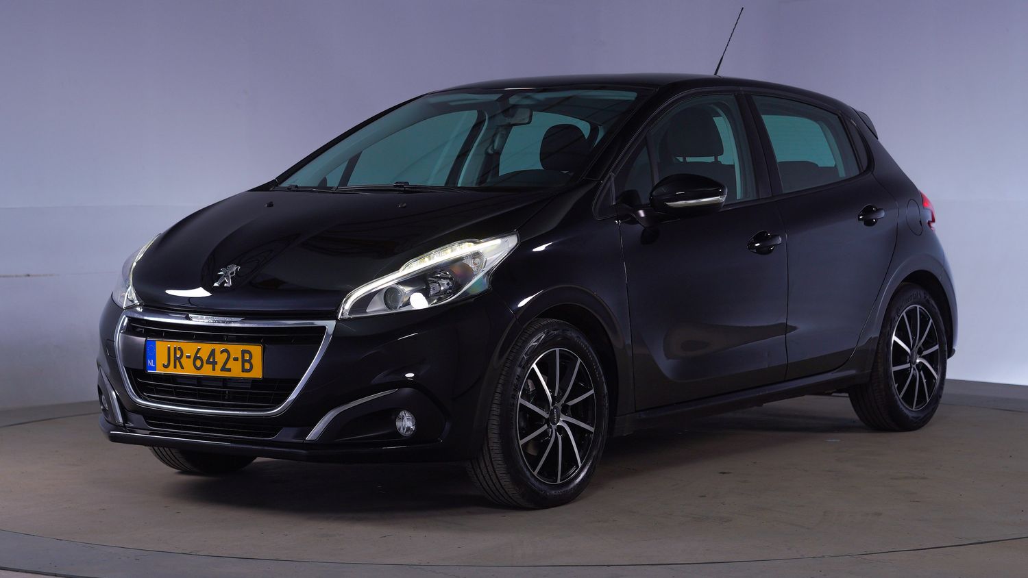 Peugeot 208 Hatchback 2016 JR-642-B 1