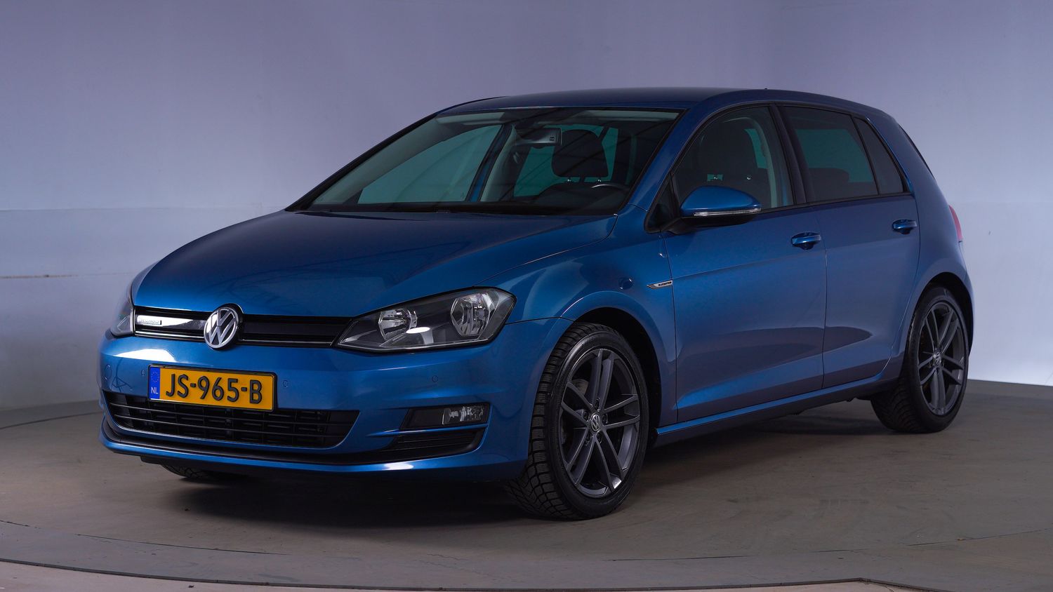 Volkswagen Golf Hatchback 2016 JS-965-B 1