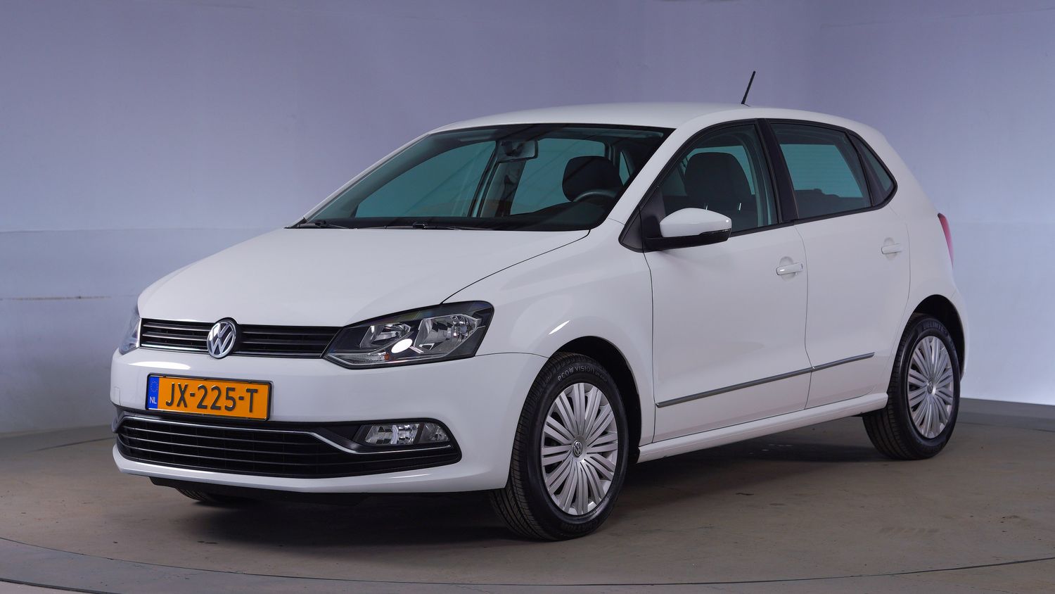 Volkswagen Polo Hatchback 2016 JX-225-T 1