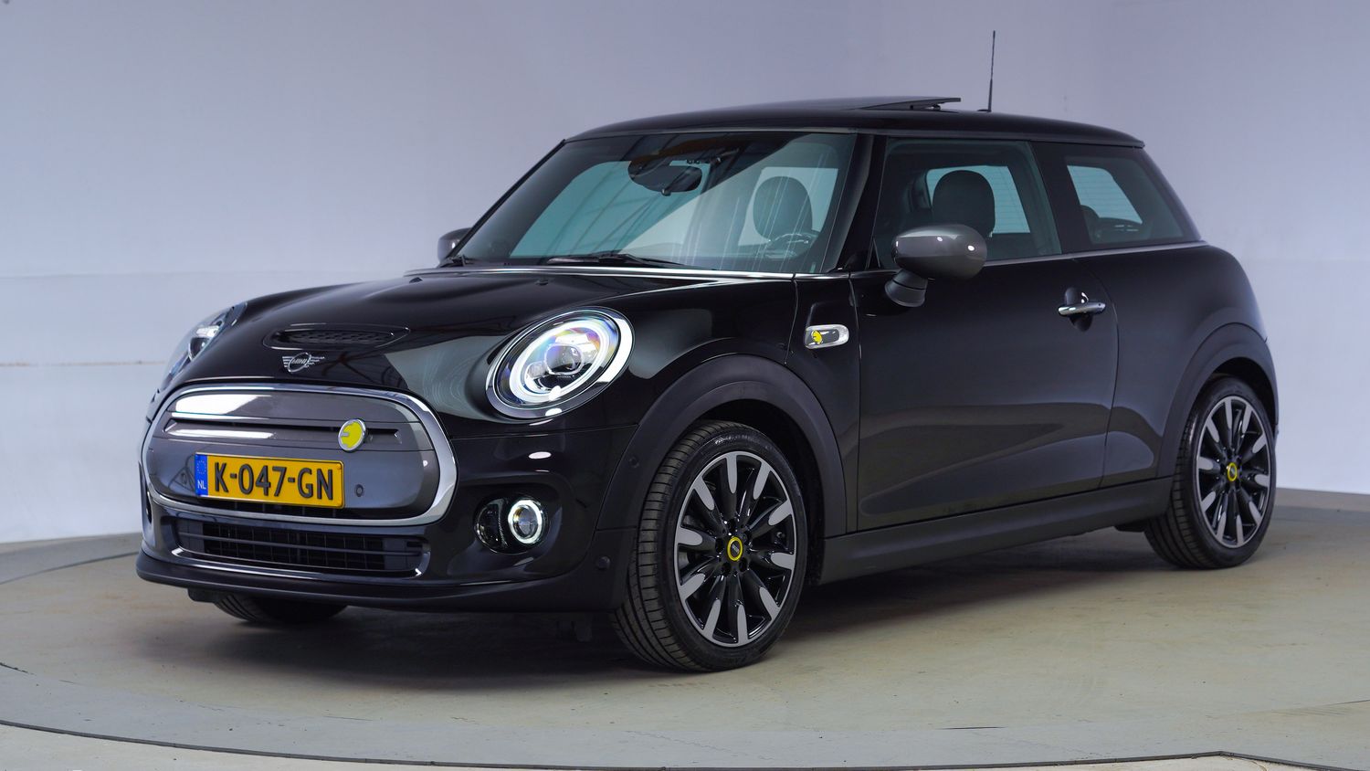 Mini Mini Electric Hatchback 2020 K-047-GN 1