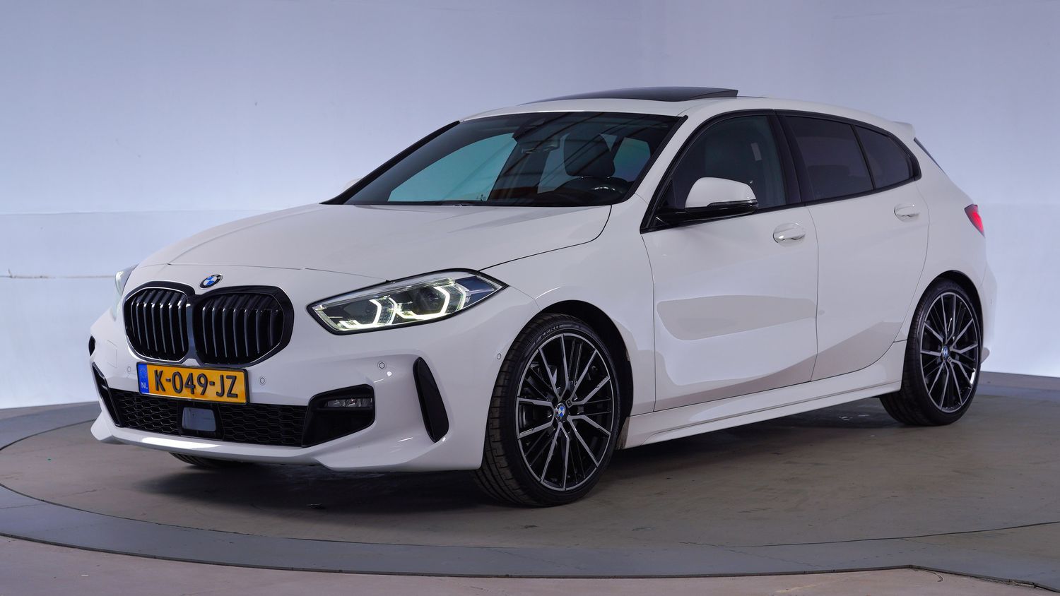 BMW 1-serie Hatchback 2021 K-049-JZ 1