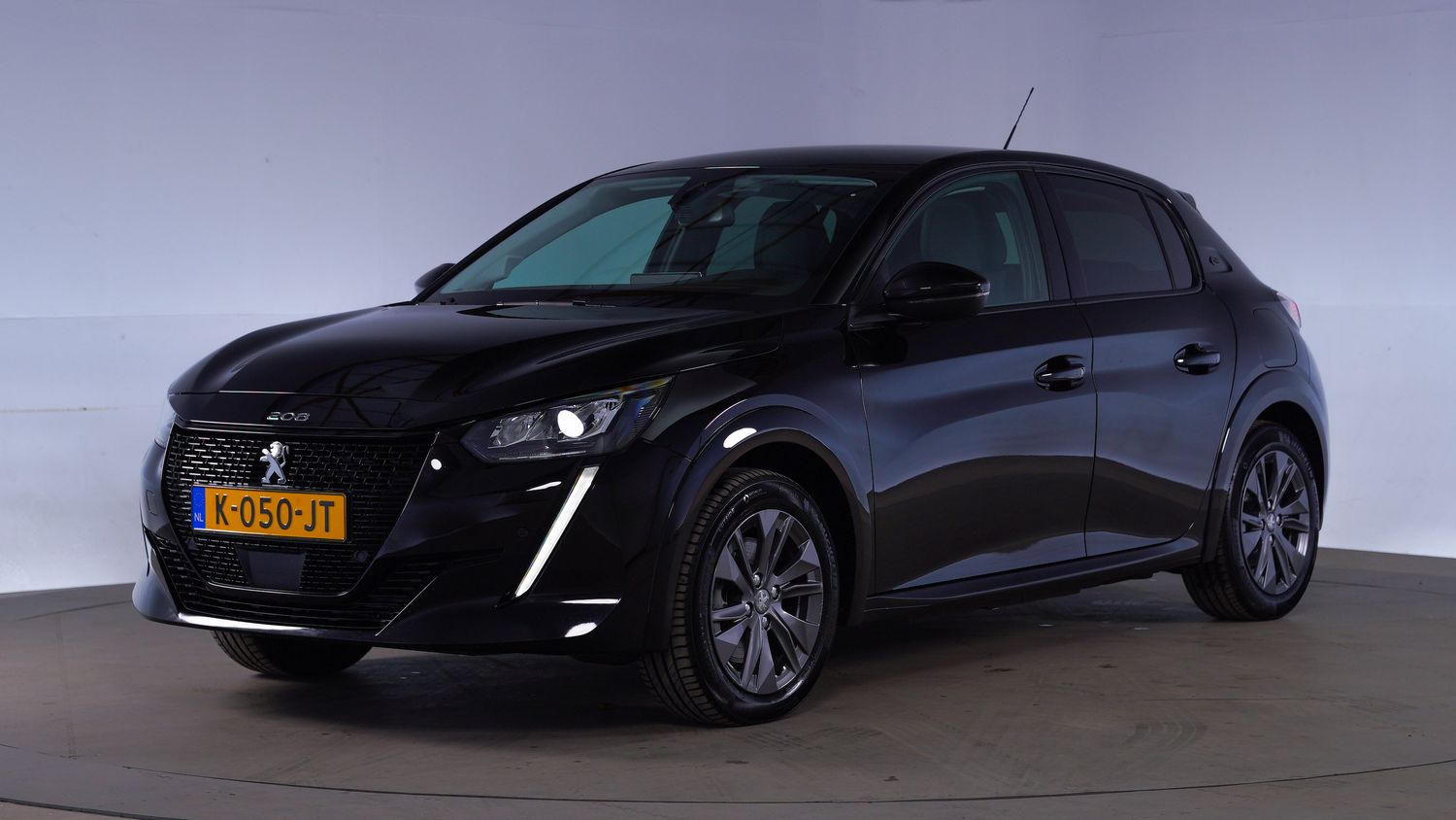 Peugeot e-208 Hatchback 2020 K-050-JT 1