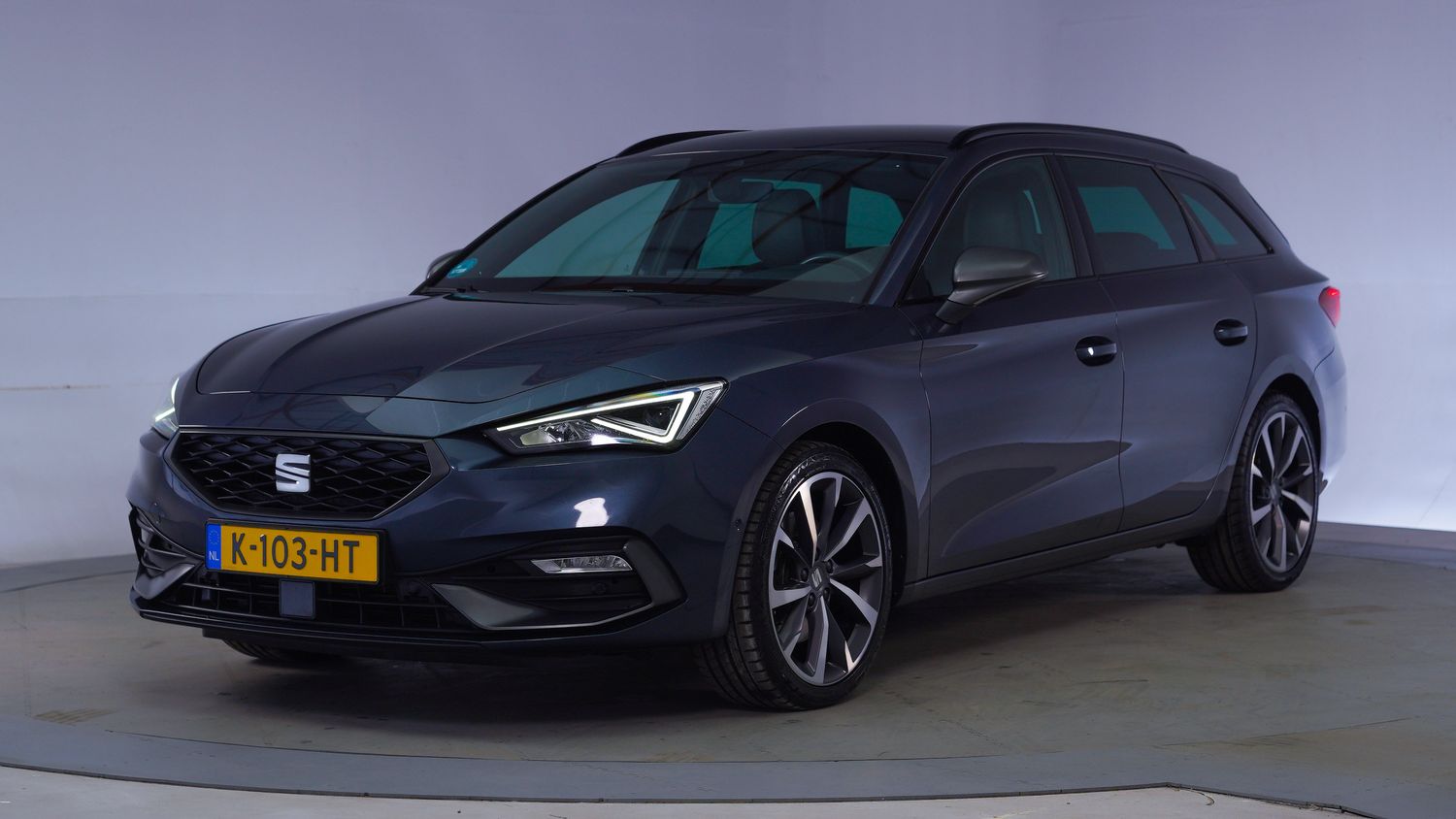 Seat Leon Station 2021 K-103-HT 1