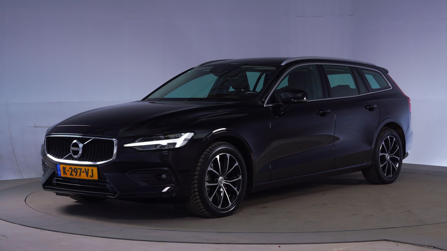 Volvo V60 Station 2021 K-297-VJ 1