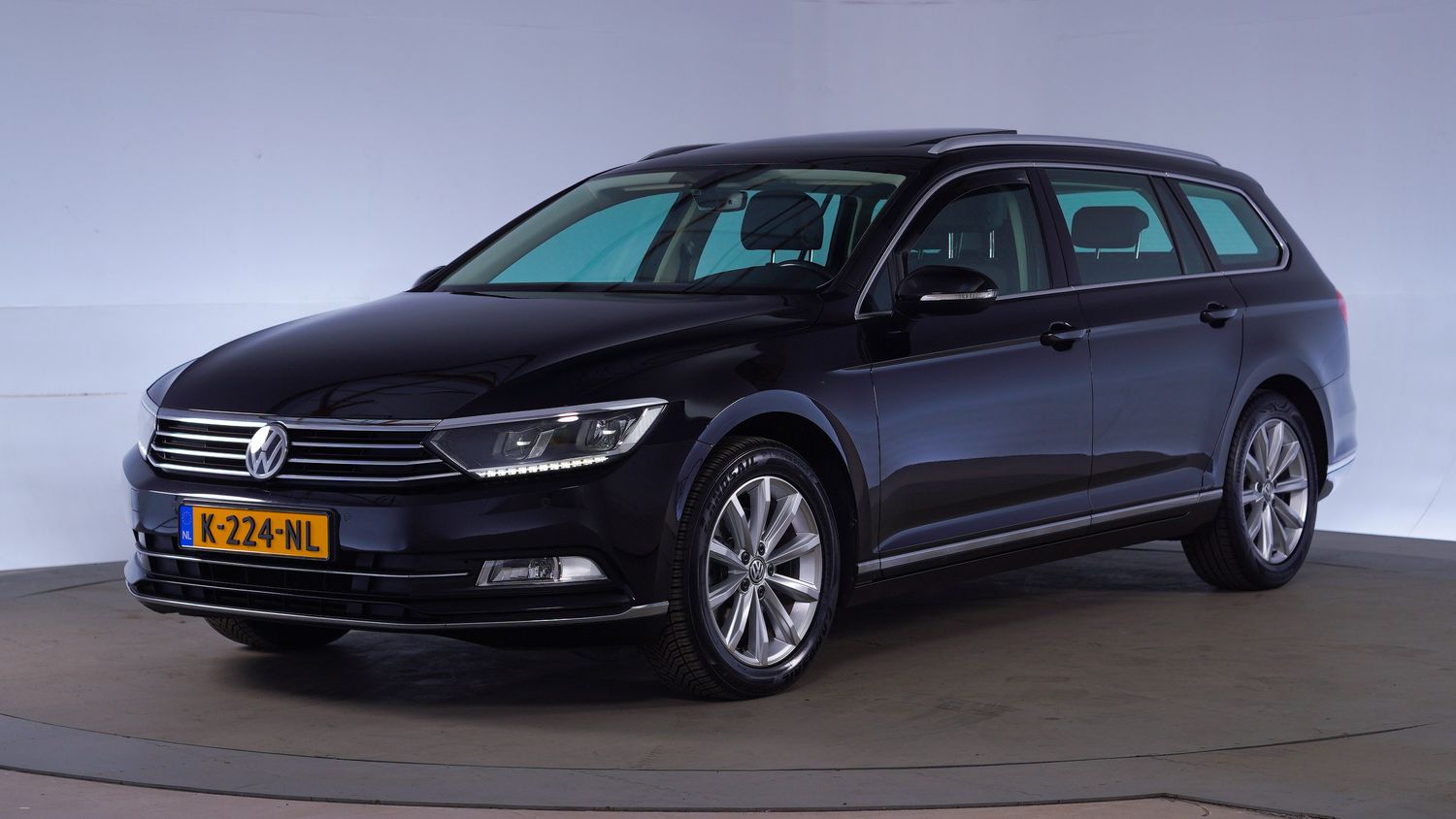 Volkswagen Passat Station 2017 K-224-NL 1