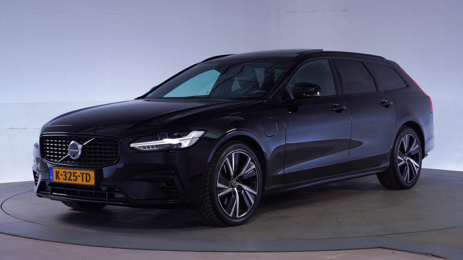 Volvo V90 Station 2021 K-325-TD 1