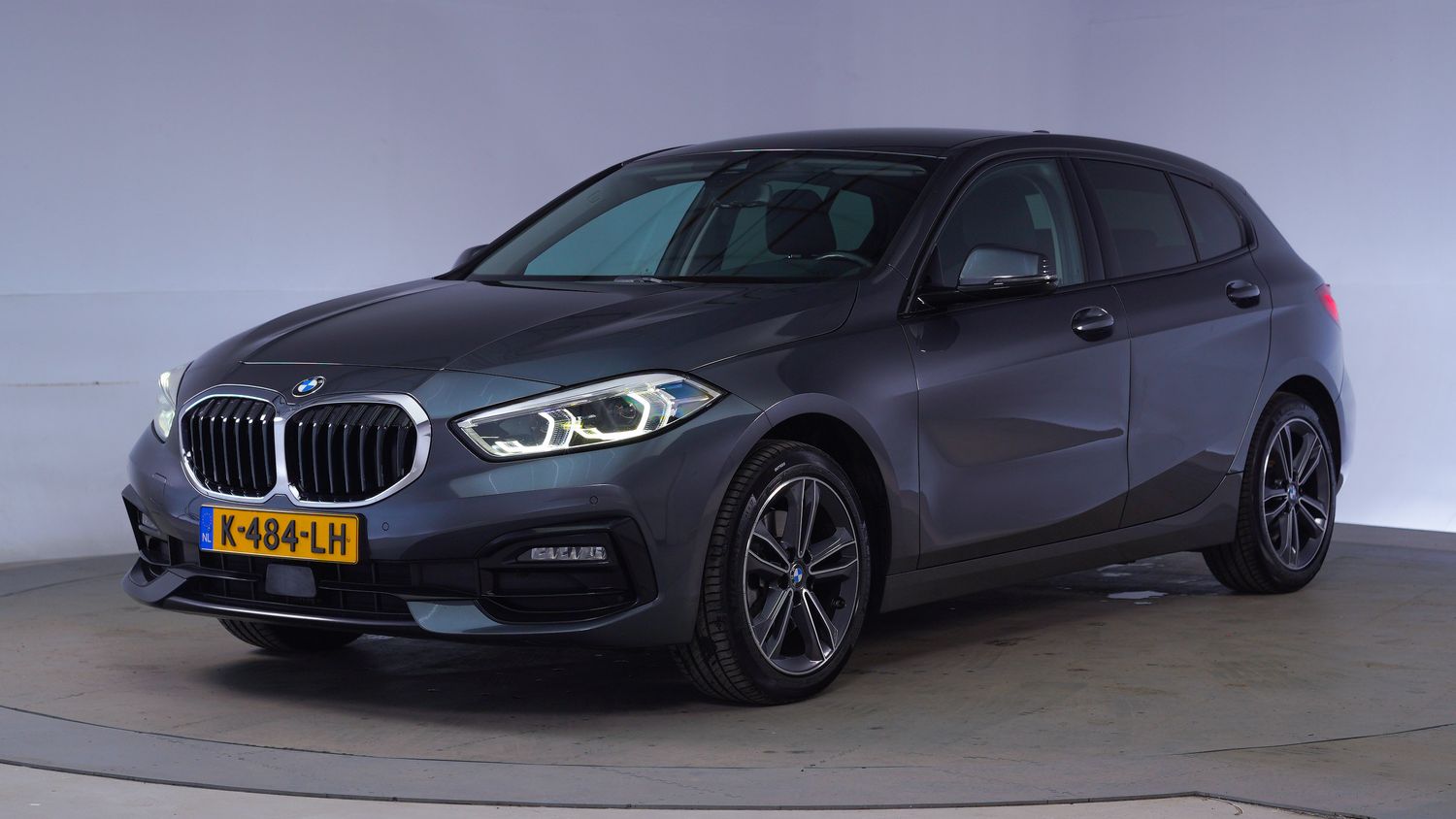 BMW 1-serie Hatchback 2021 K-484-LH 1