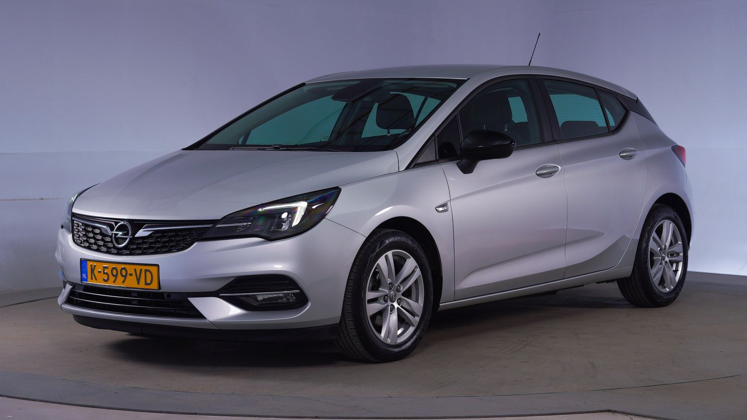 Opel Astra Hatchback 2021 K-599-VD 1