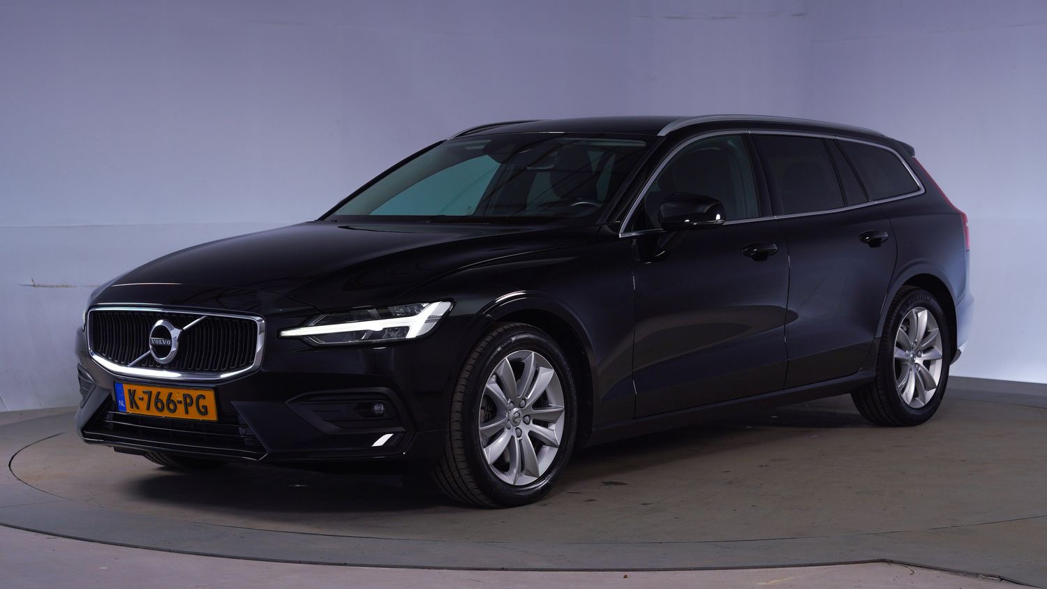 Volvo V60 Station 2021 K-766-PG 1