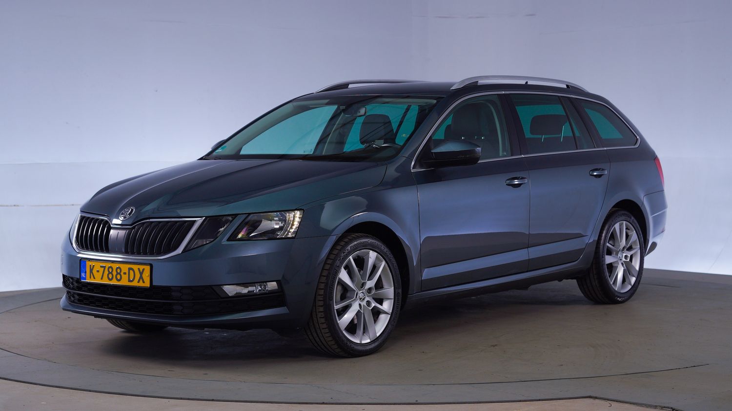 Skoda Octavia Station 2020 K-788-DX 1