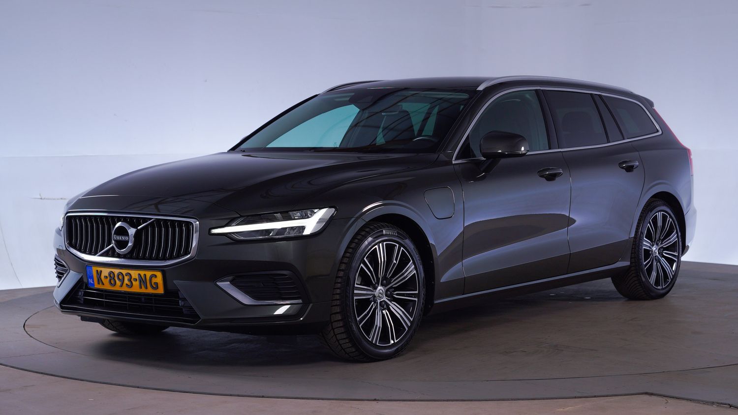 Volvo V60 Station 2021 K-893-NG 1