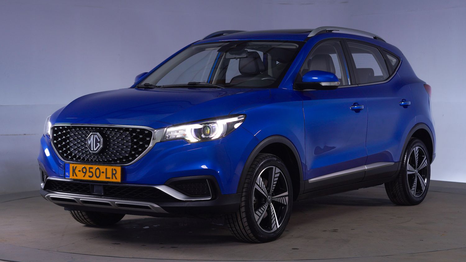 MG ZS SUV / Terreinwagen 2020 K-950-LR 1