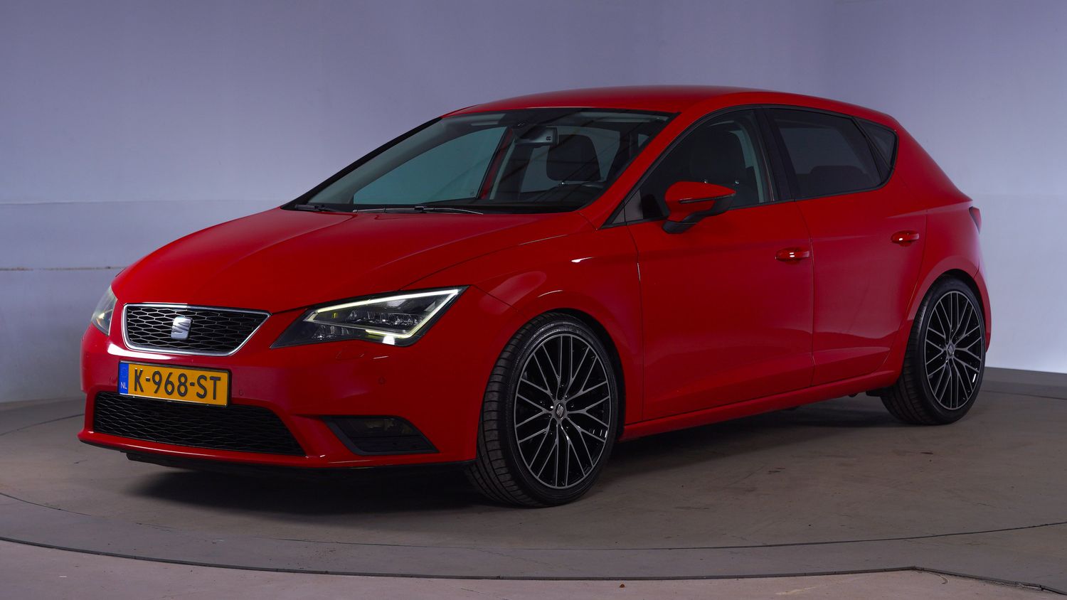 Seat Leon Hatchback 2014 K-968-ST 1