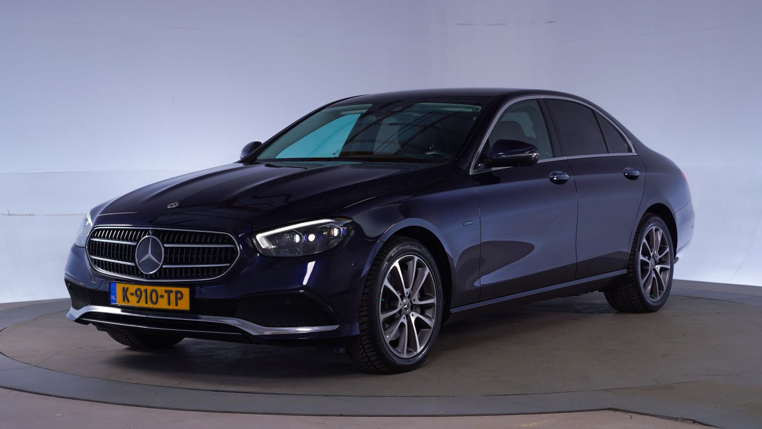 Mercedes-Benz E-Klasse Sedan 2021 K-910-TP 1