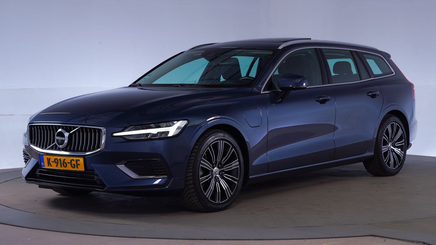 Volvo V60 Station 2020 K-916-GF 1