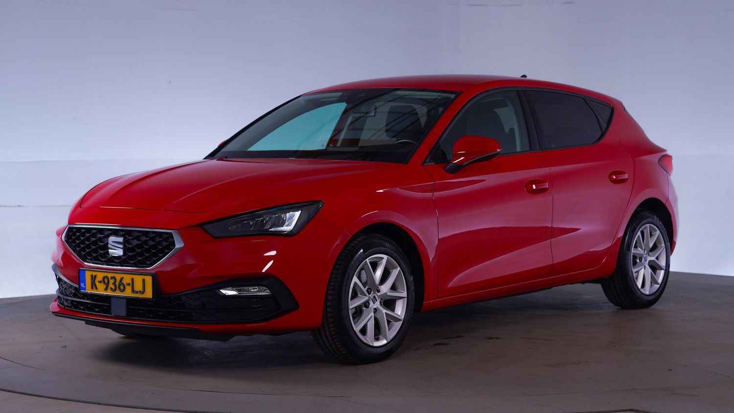 Seat Leon Hatchback 2021 K-936-LJ 1
