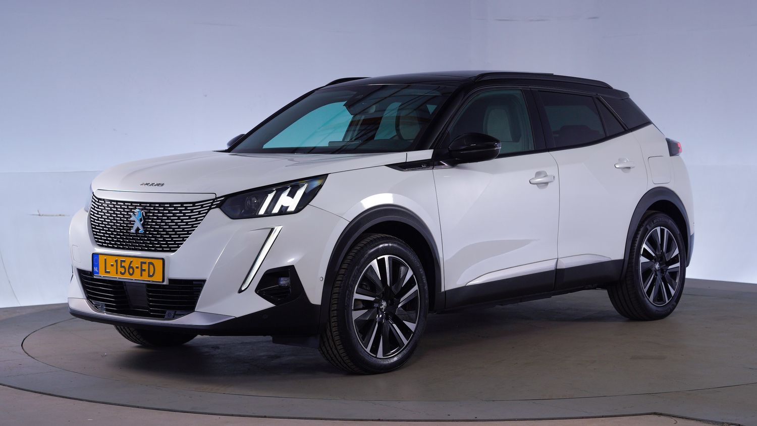Peugeot e-2008 SUV / Terreinwagen 2021 L-156-FD 1