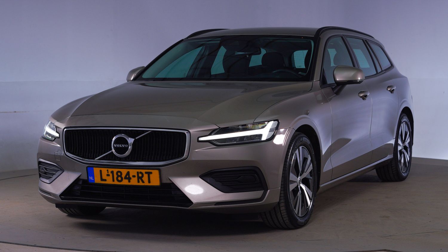 Volvo V60 Station 2021 L-184-RT 1