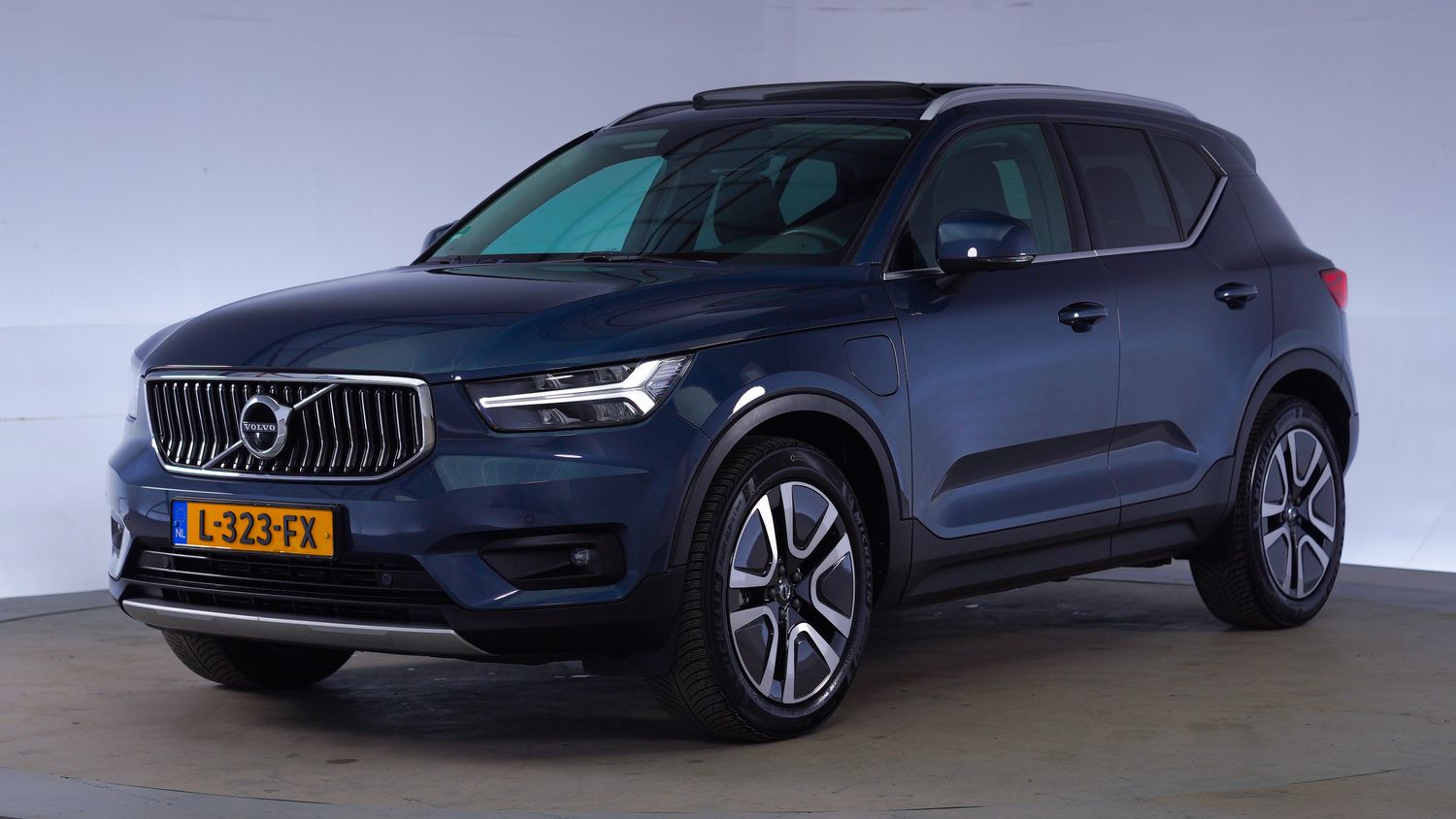 Volvo XC40 SUV / Terreinwagen 2021 L-323-FX 1