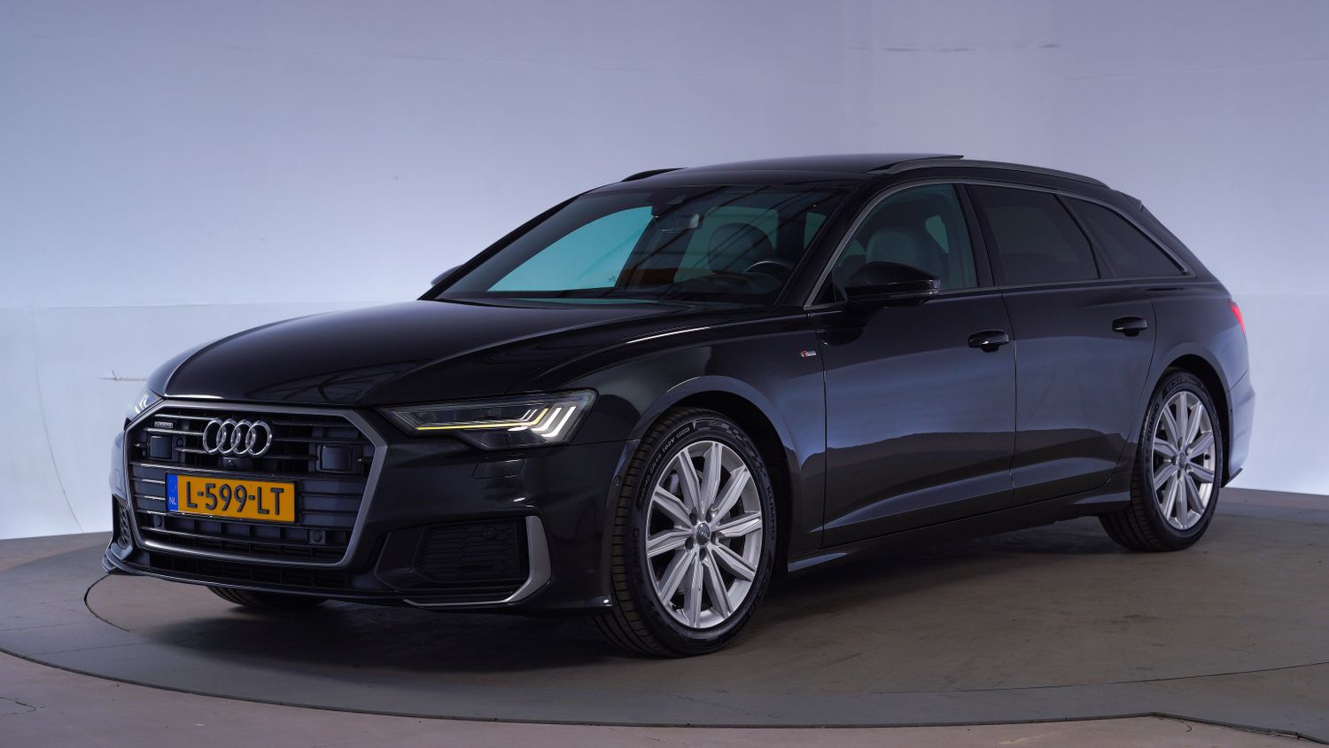 Audi A6 Station 2018 L-599-LT 1