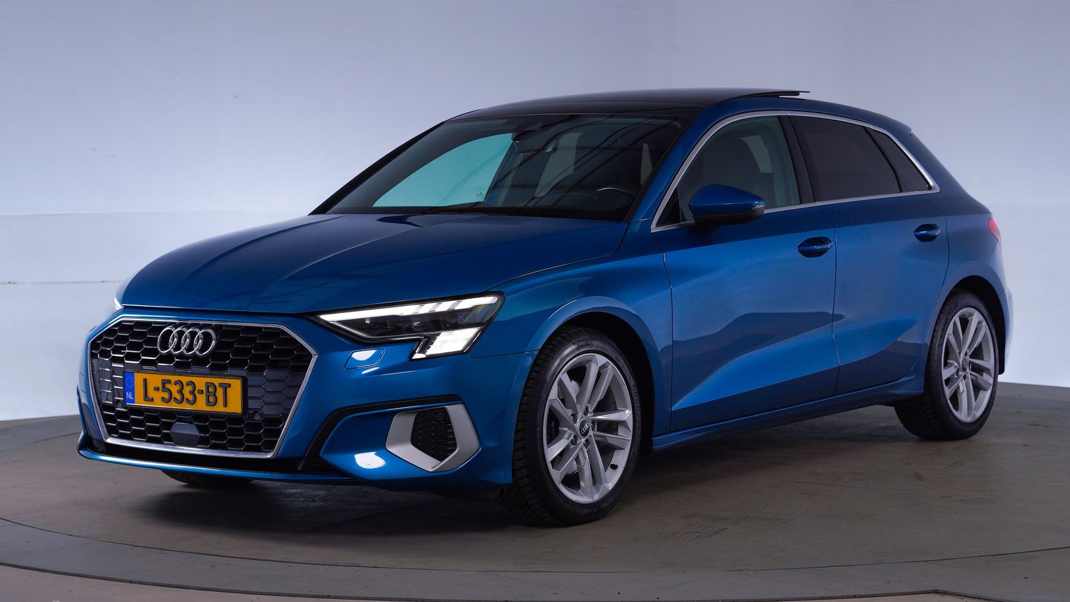 Audi A3 Hatchback 2021 L-533-BT 1