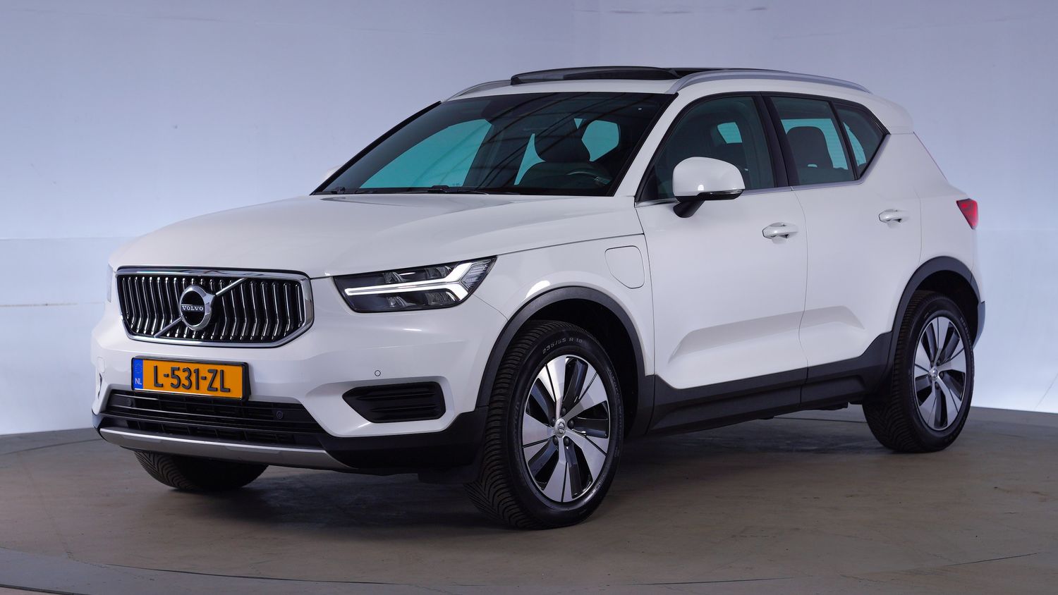 Volvo XC40 SUV / Terreinwagen 2021 L-531-ZL 1