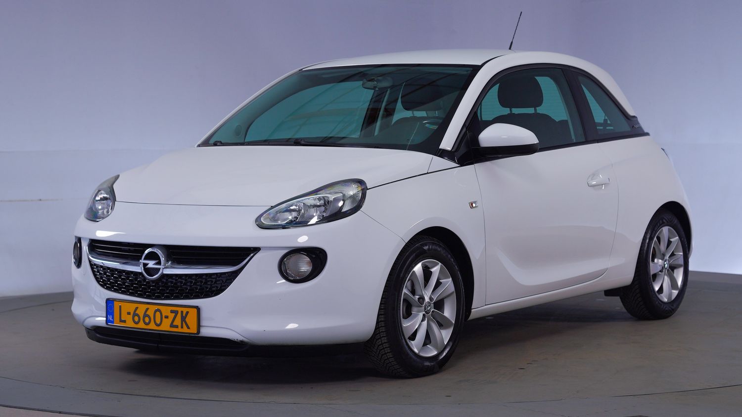 Opel Adam Hatchback 2013 L-660-ZK 1