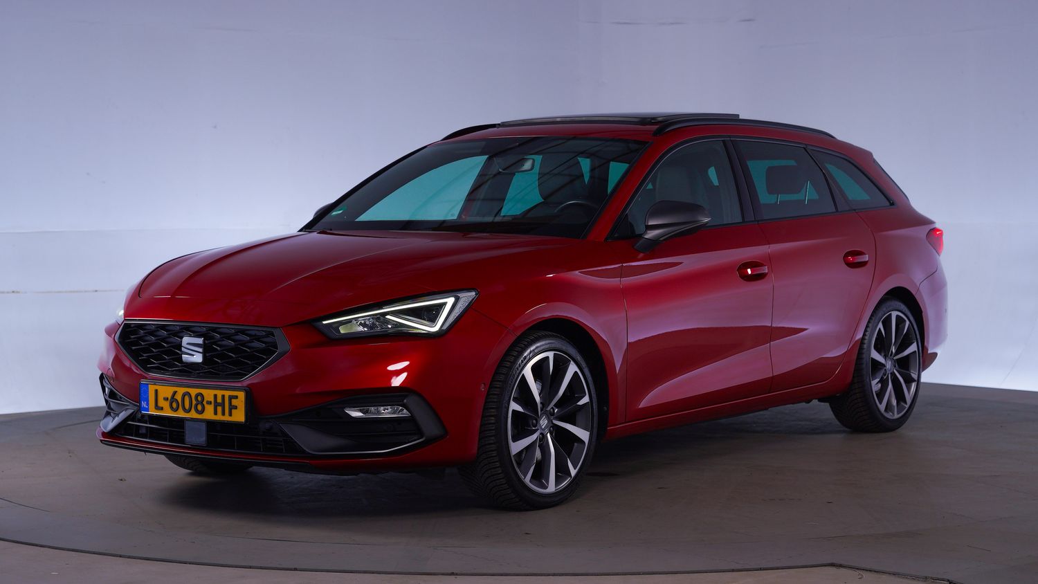 Seat Leon Station 2021 L-608-HF 1