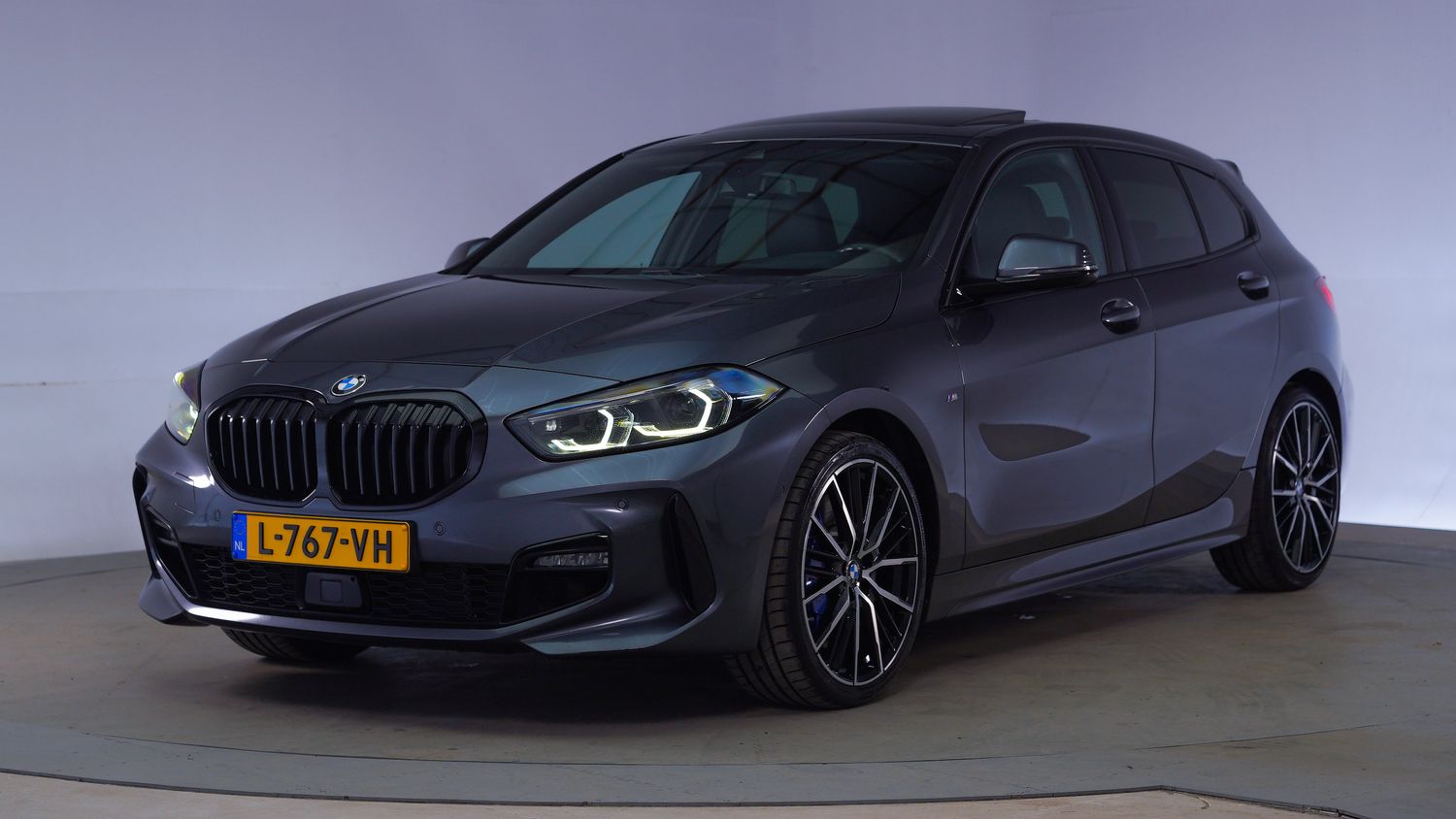 BMW 1-serie Hatchback 2021 L-767-VH 1