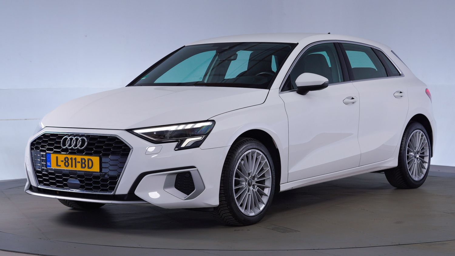 Audi A3 Hatchback 2021 L-811-BD 1