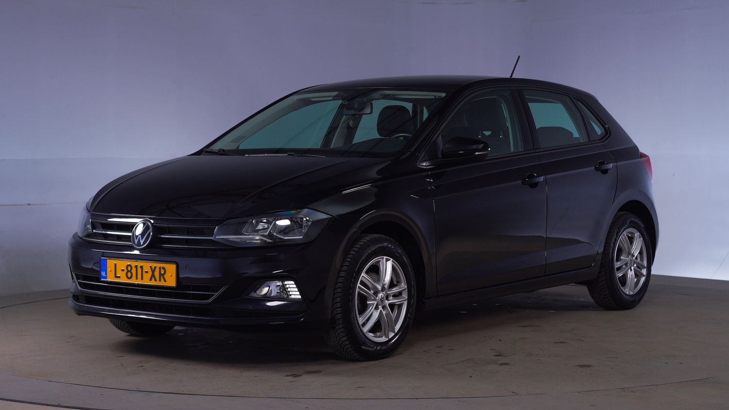 Volkswagen Polo Hatchback 2021 L-811-XR 1