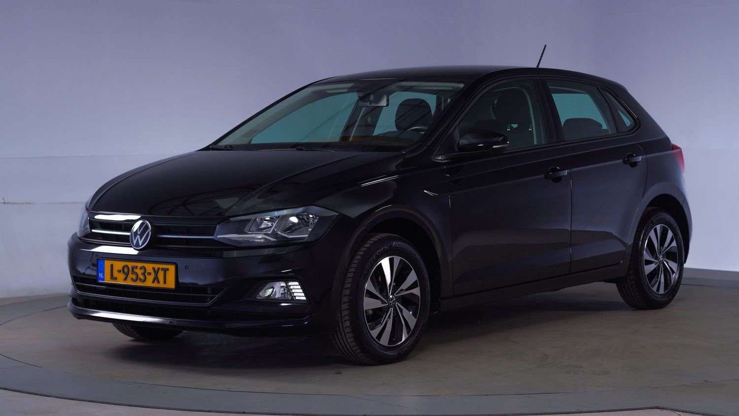 Volkswagen Polo Hatchback 2021 L-953-XT 1