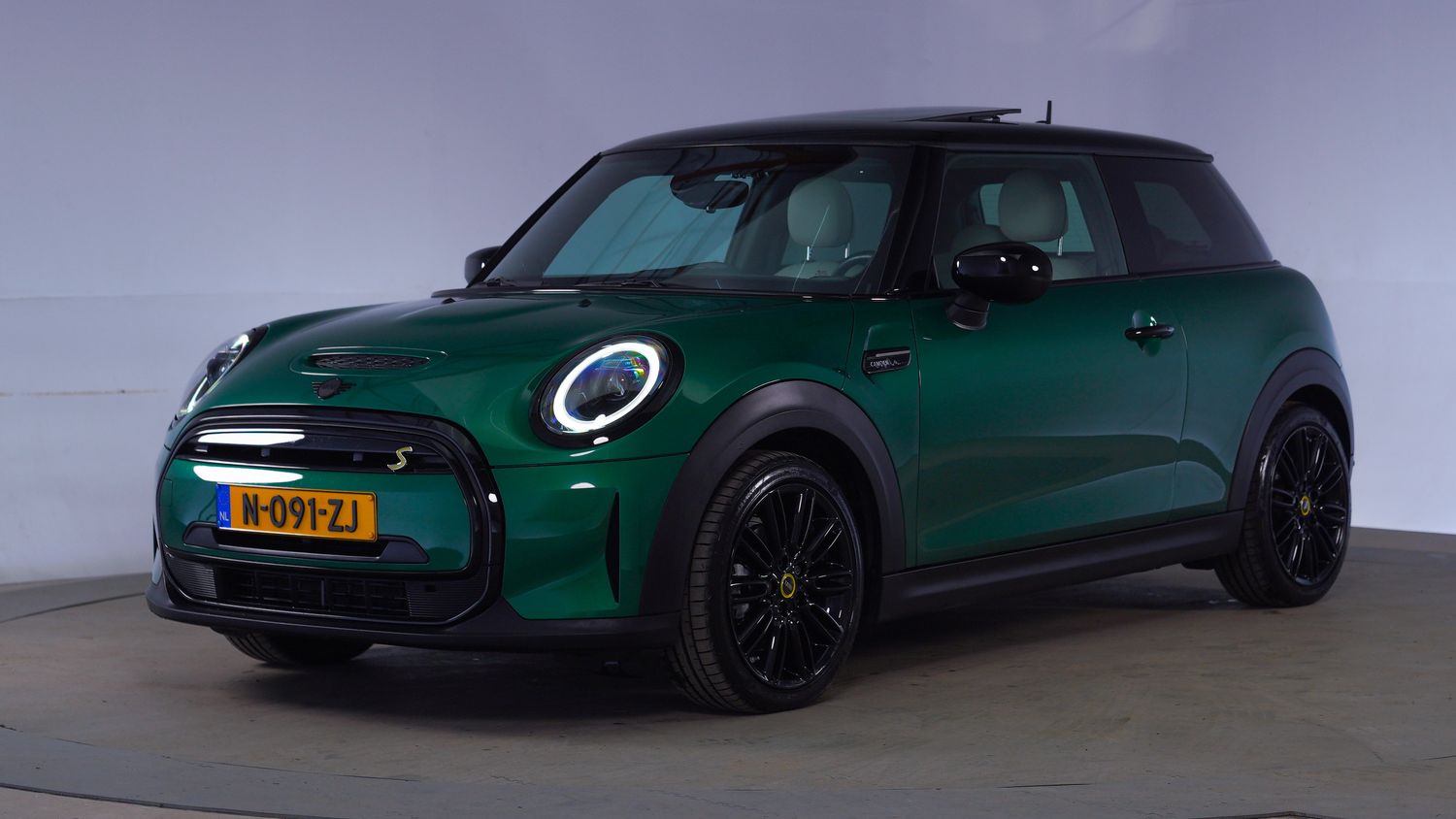 Mini Mini Electric Hatchback 2022 N-091-ZJ 1