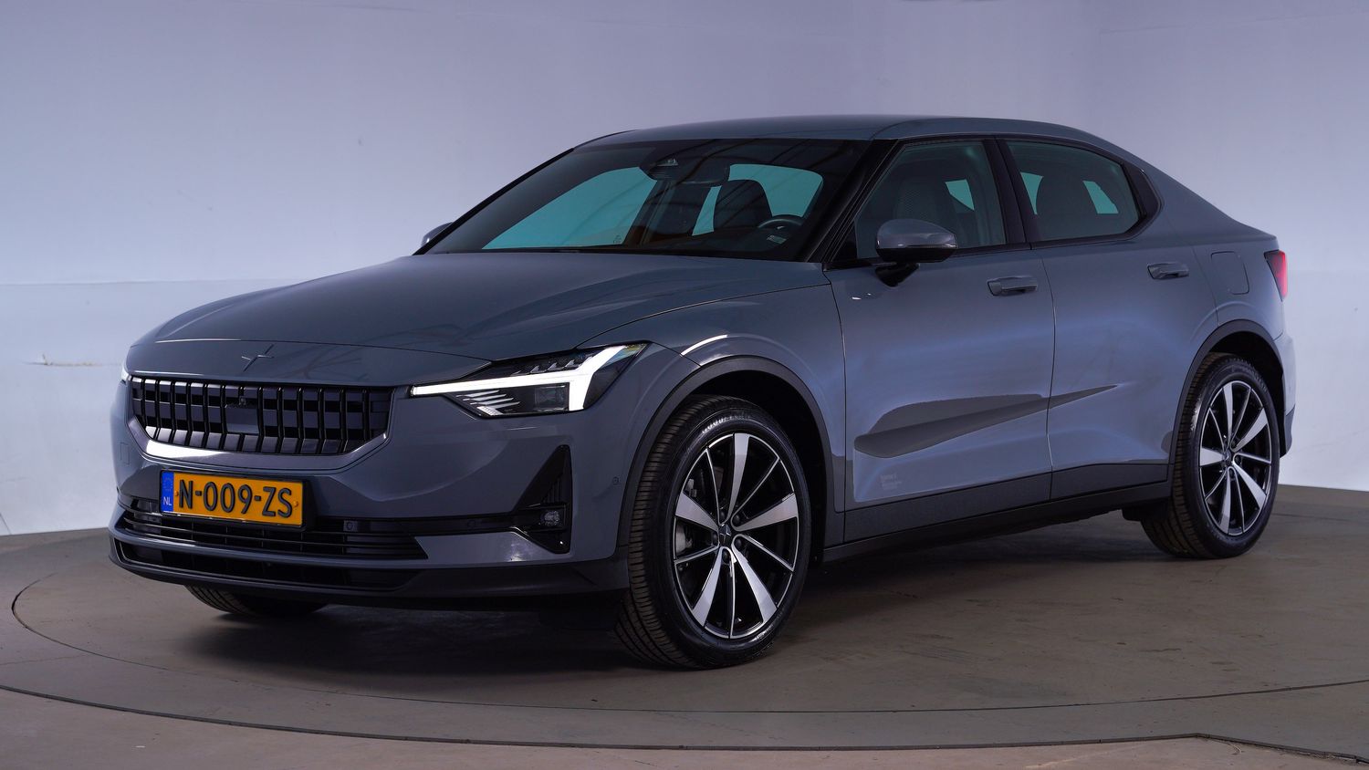 Polestar 2 Hatchback 2022 N-009-ZS 1