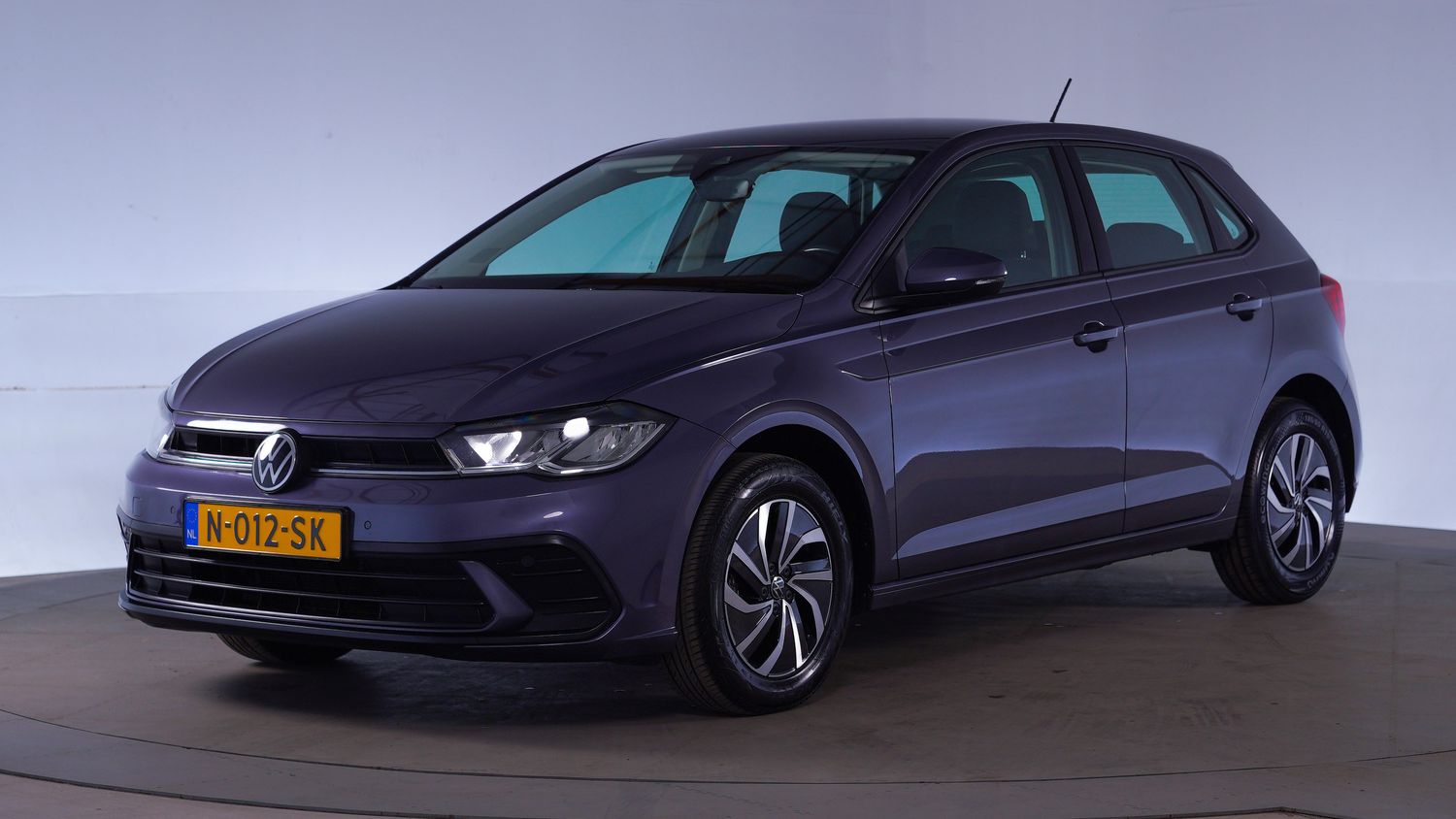 Volkswagen Polo Hatchback 2021 N-012-SK 1