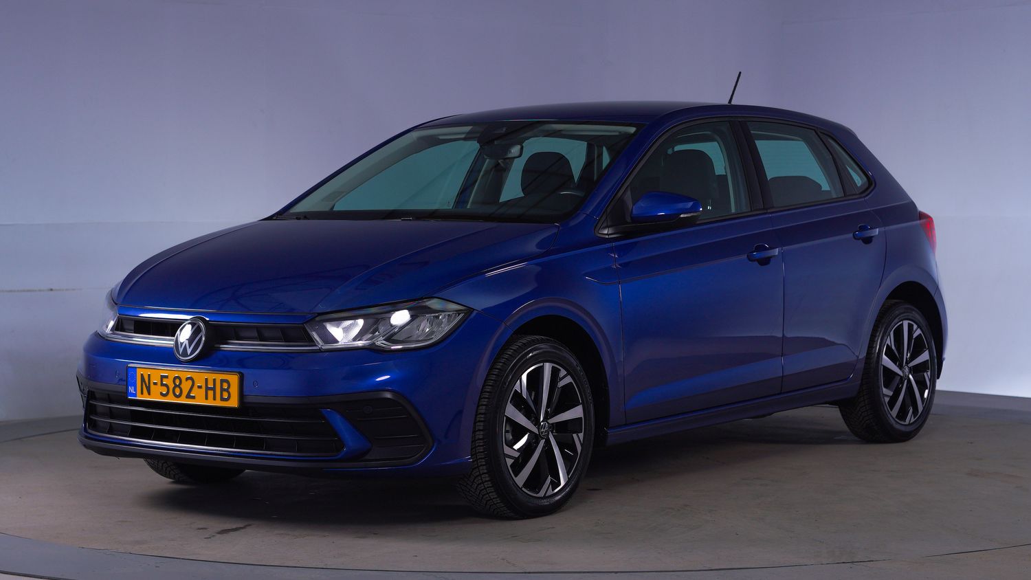 Volkswagen Polo Hatchback 2021 N-582-HB 1