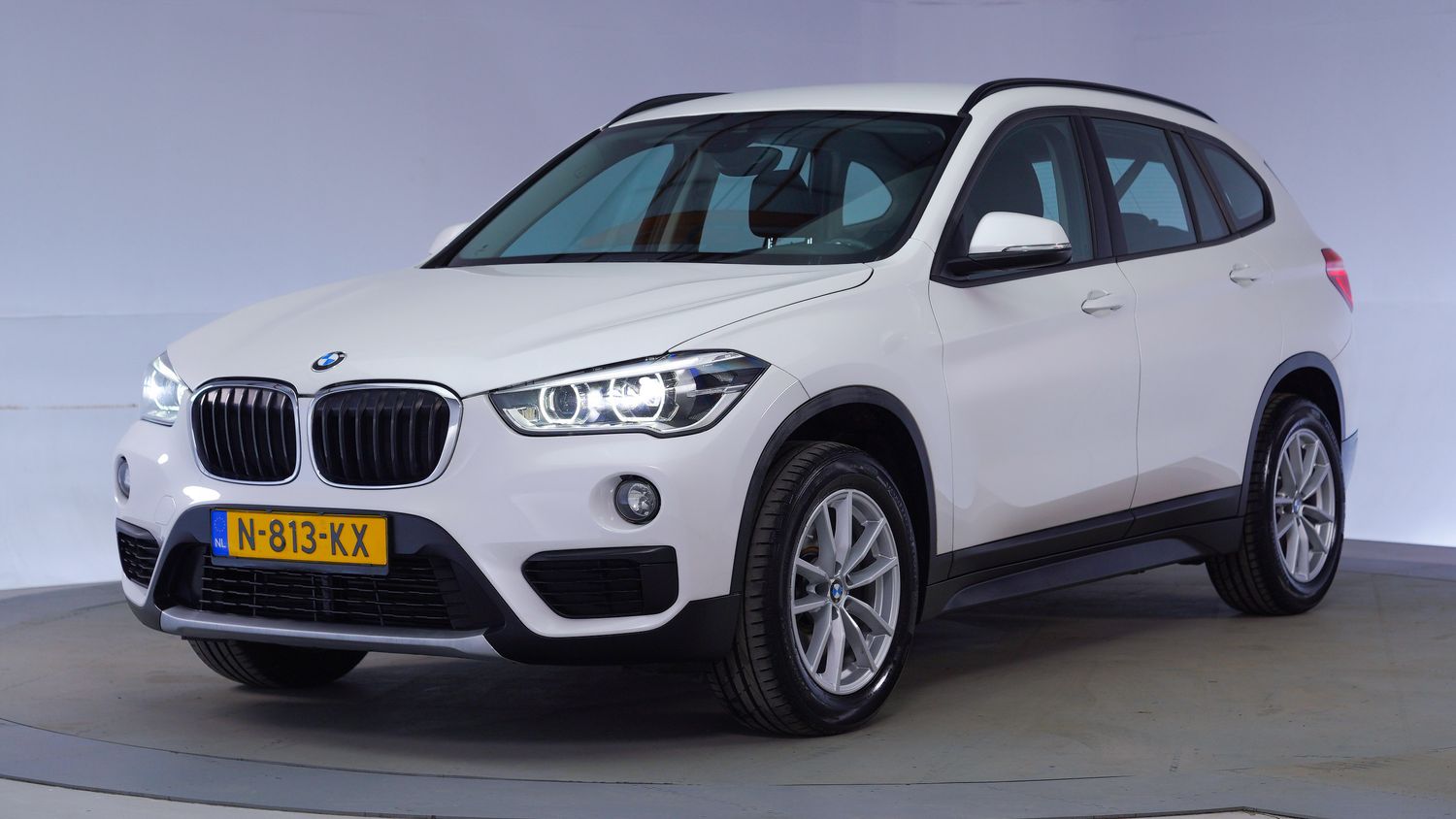 BMW X1 SUV / Terreinwagen 2019 N-813-KX 1