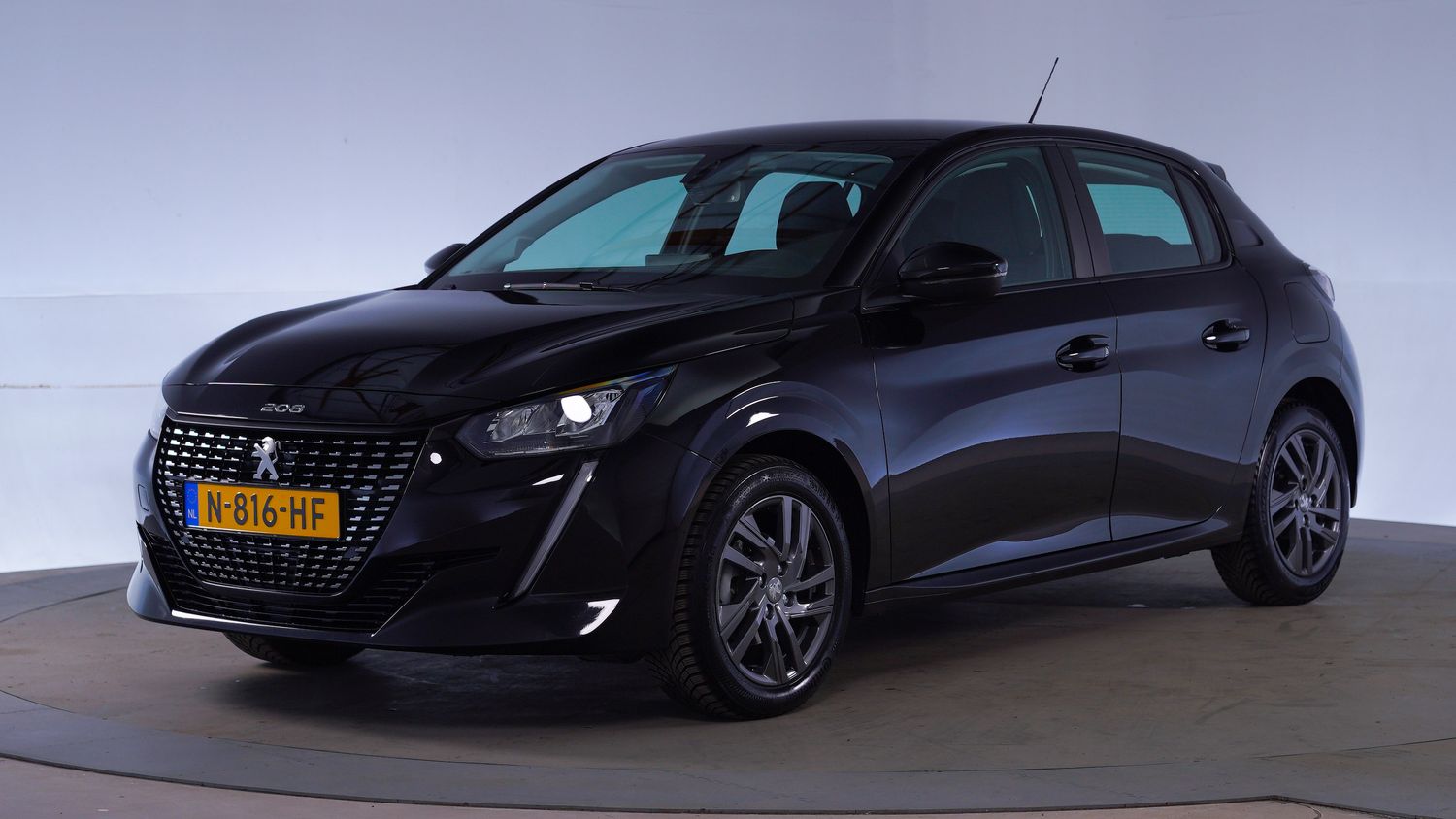 Peugeot 208 Hatchback 2021 N-816-HF 1