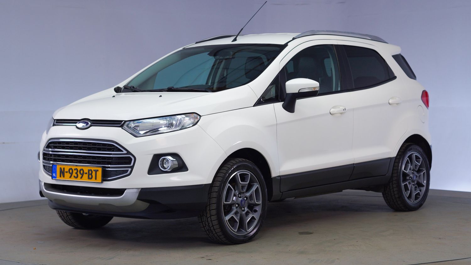 Ford Ecosport SUV / Terreinwagen 2017 N-939-BT 1