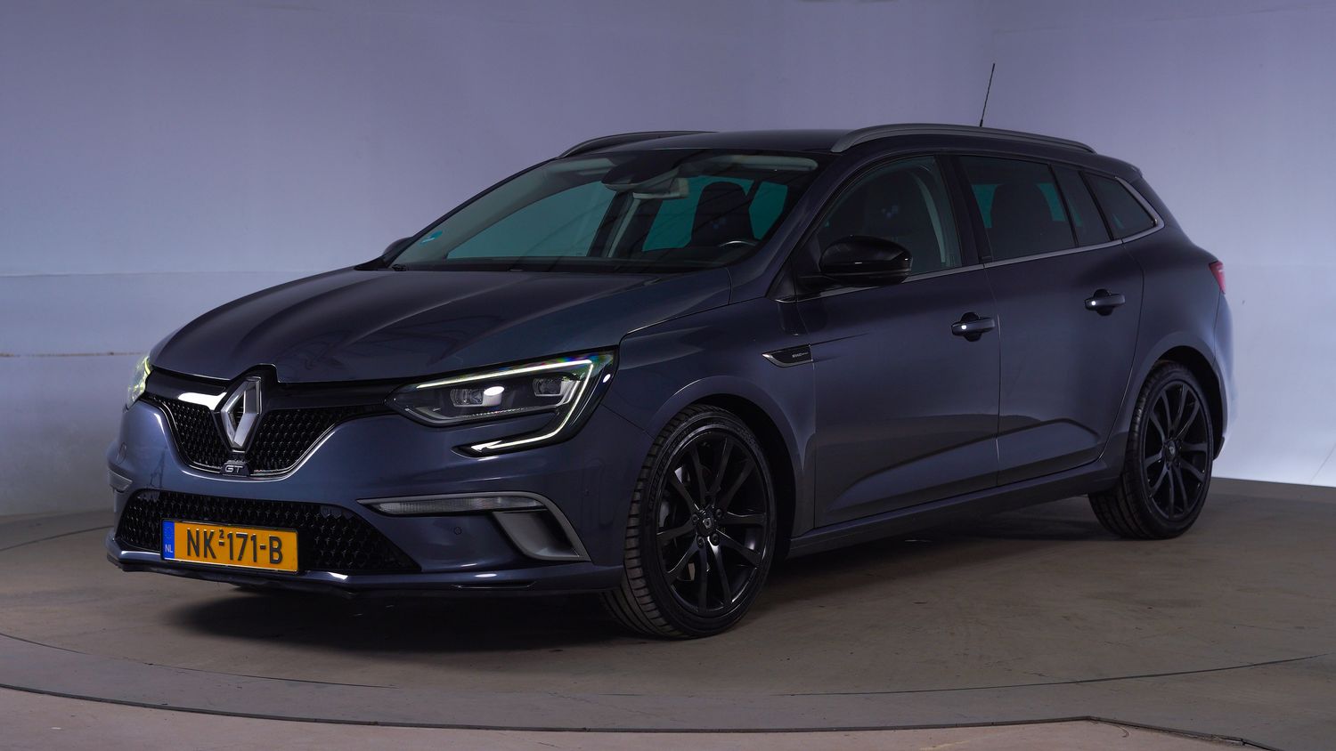 Renault Mégane Station 2017 NK-171-B 1