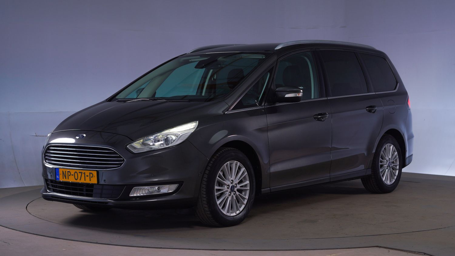 Ford Galaxy MPV 2017 NP-071-P 1