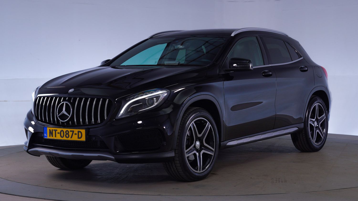Mercedes-Benz GLA-klasse Hatchback 2016 NT-087-D 1