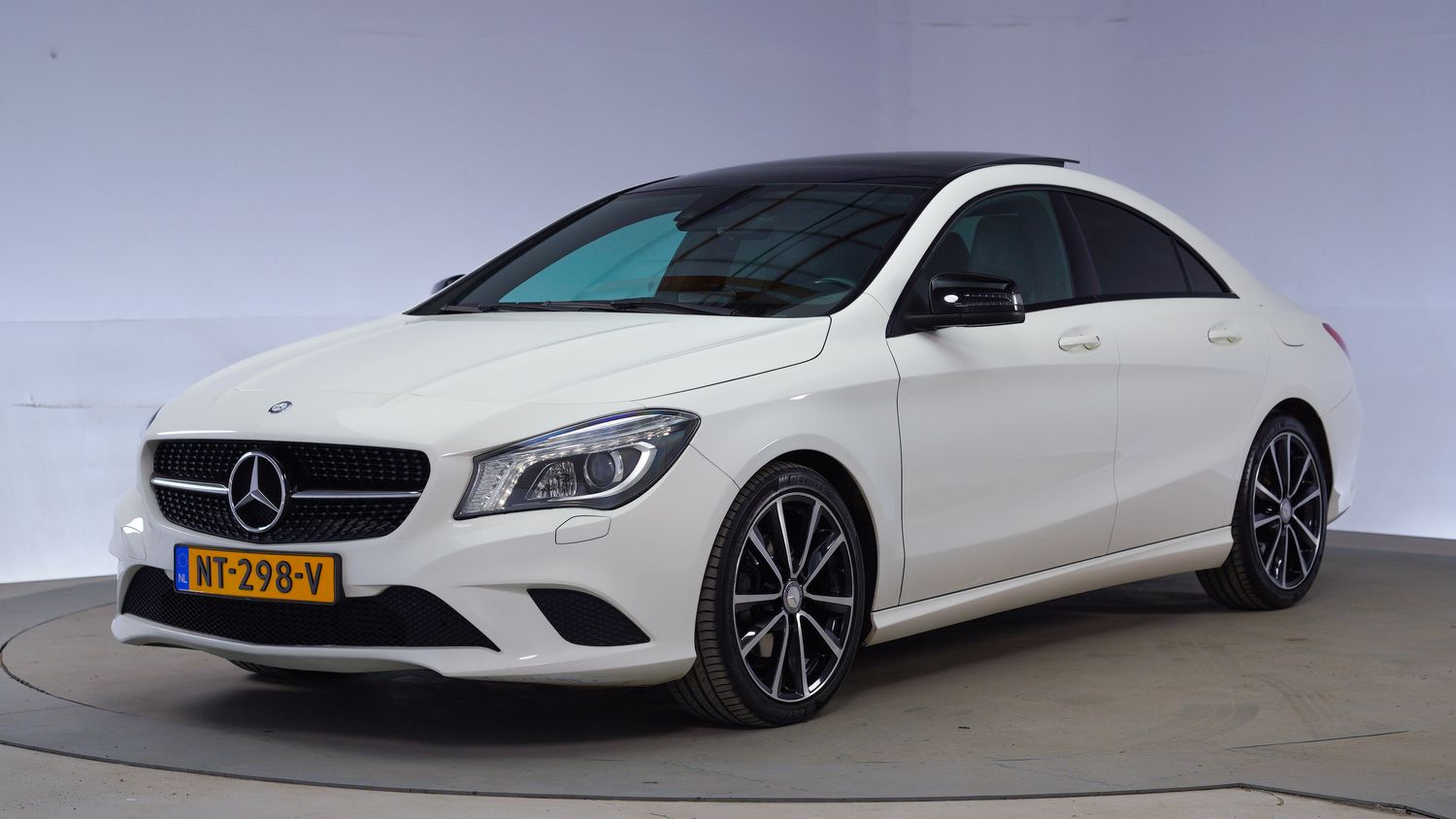 Mercedes-Benz CLA-klasse Sedan 2014 NT-298-V 1