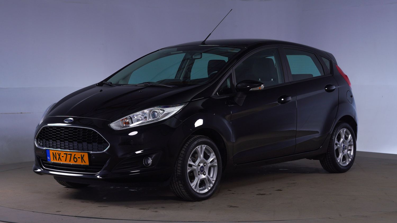 Ford Fiesta Hatchback 2017 NX-776-K 1